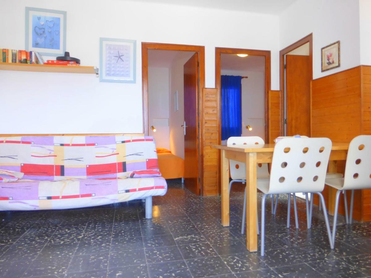 Rentalmar El Capitan Hospitalet De L'Infant Exterior photo